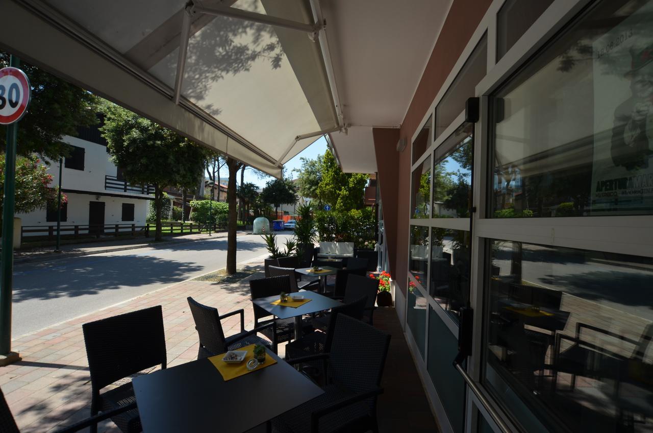 Hotel Tivoli Lignano Sabbiadoro Zewnętrze zdjęcie